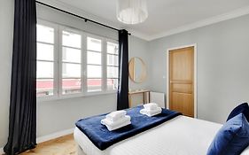 Pick A Flat'S Apartments In Montmartre - Rue Lepic